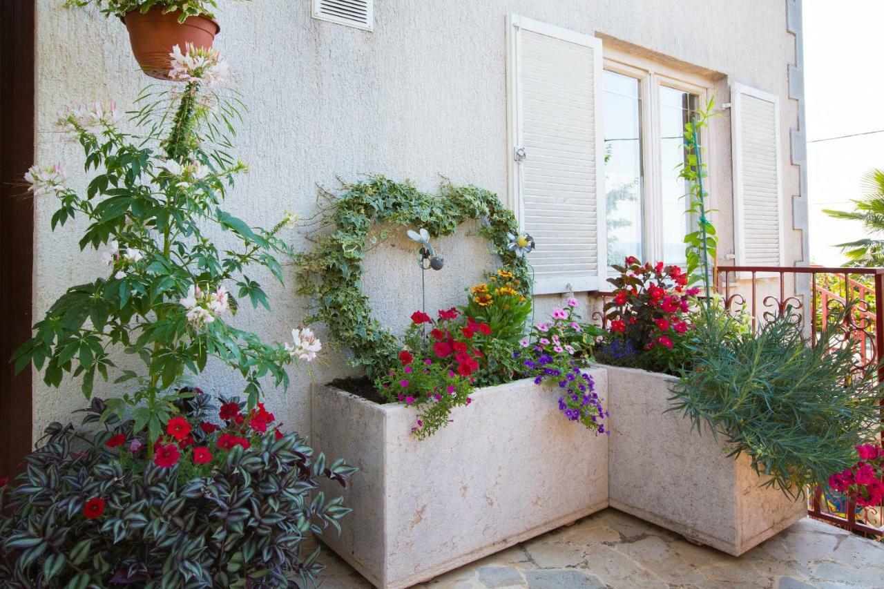 Holiday House Marica Lovran Bagian luar foto