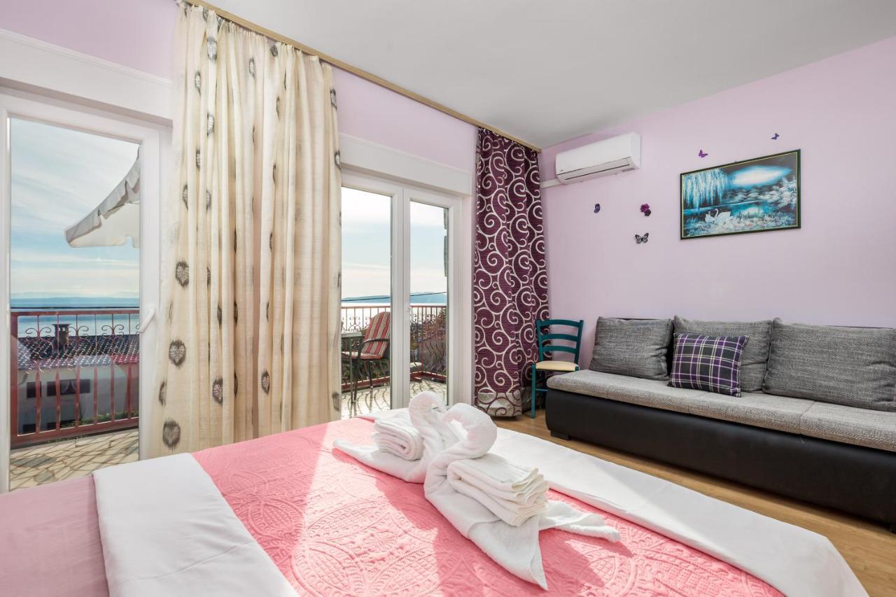 Holiday House Marica Lovran Bagian luar foto
